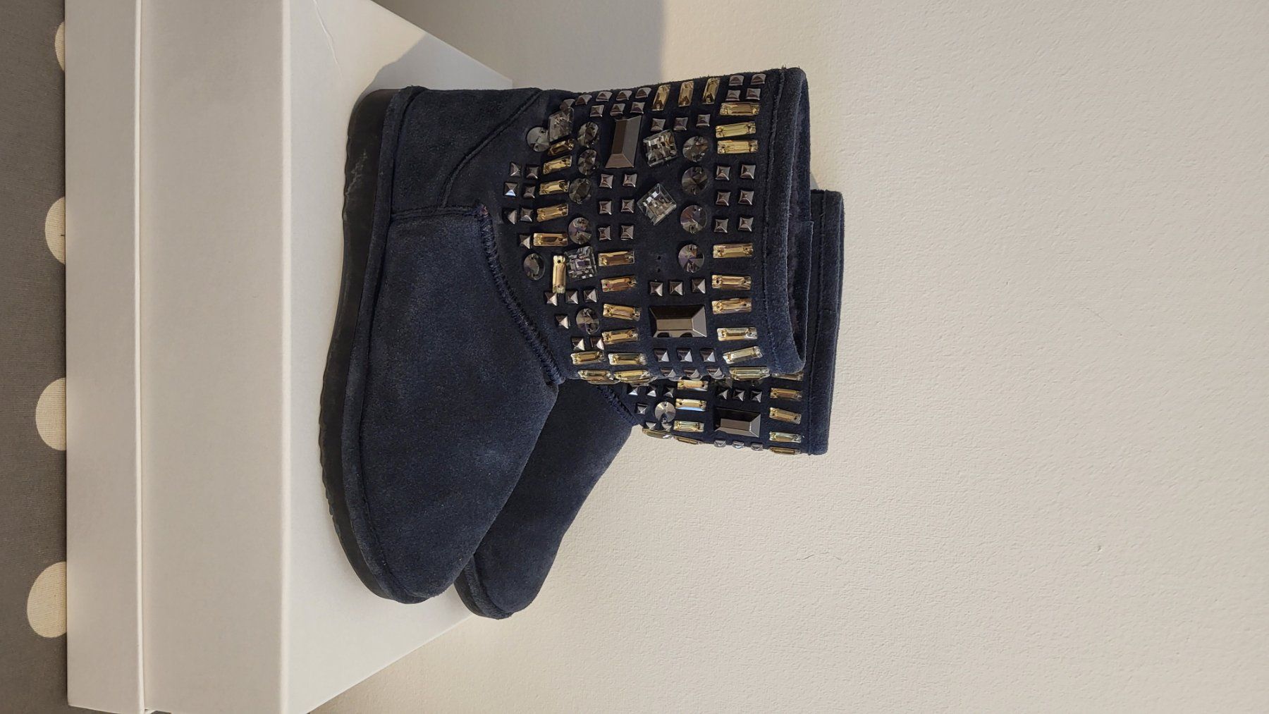 Scarpe da donna: winter flat boots – Usato da Genève venduto da gkh_yx7b