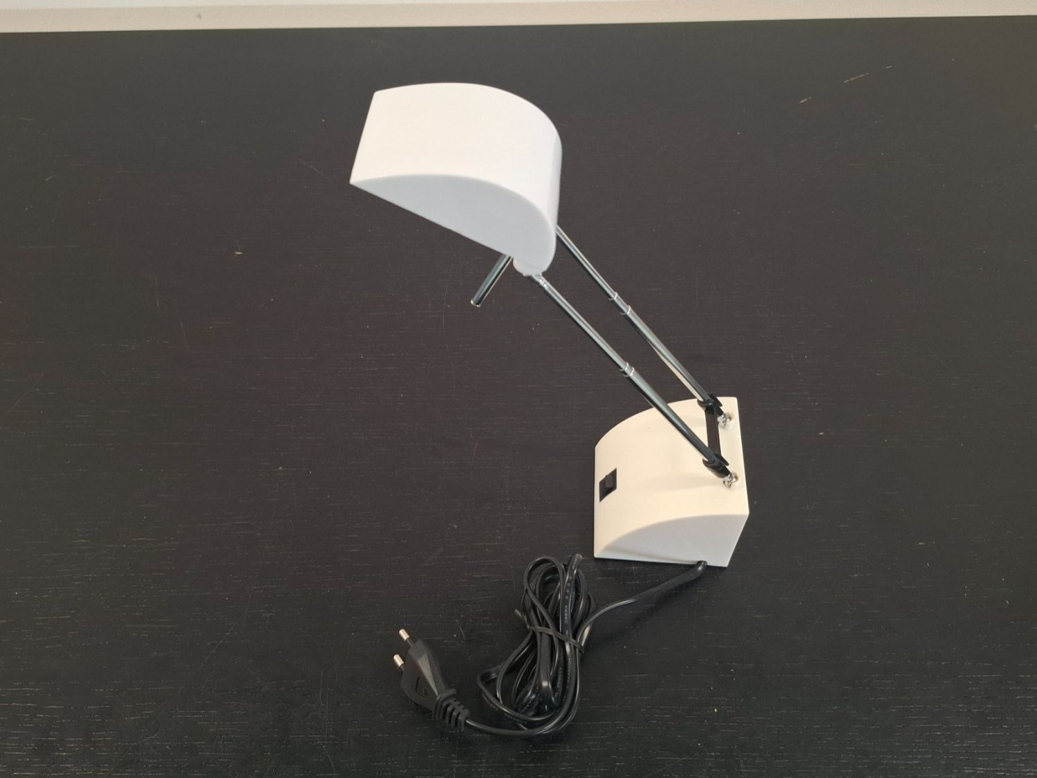 Conforama Lampade: Schreibtischlampe / Nachttischlampe – Usato da Brügg BE venduto da POU-BELLE 4