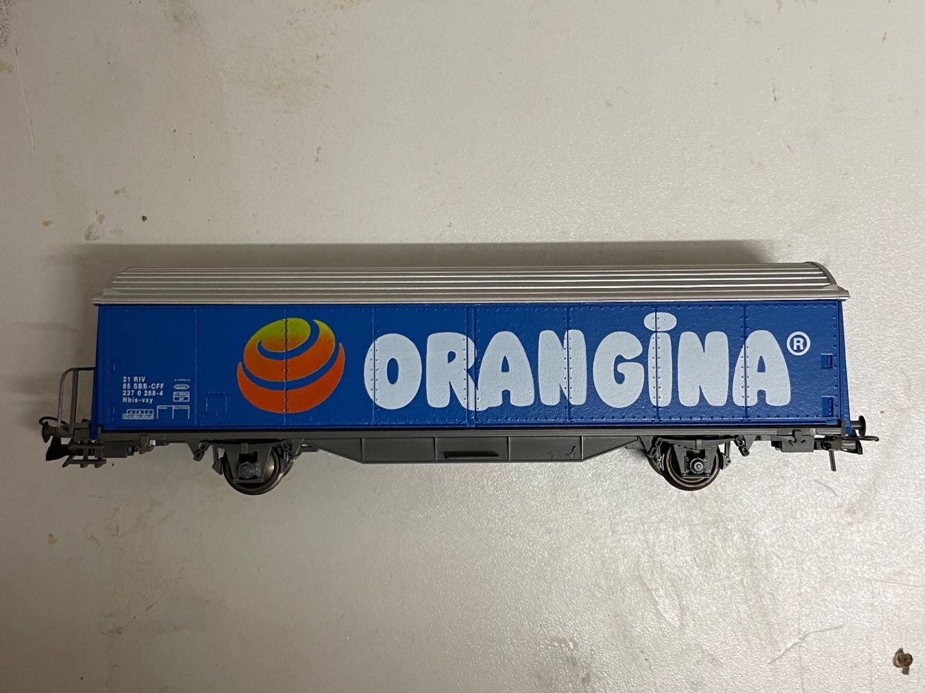 Roco Modellini di ferrovie: Orangina Wagen H0 – Usato da Ormalingen venduto da ced.fiech