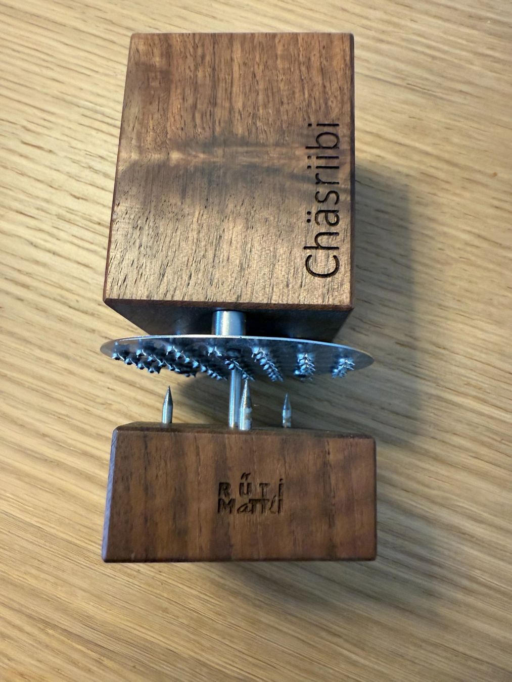 Elettrodomestici da cucina: Râpes à fromage en bois Rütli Matti. – Nuovo (secondo la descrizione) da Kloten venduto da Mumiiin 1