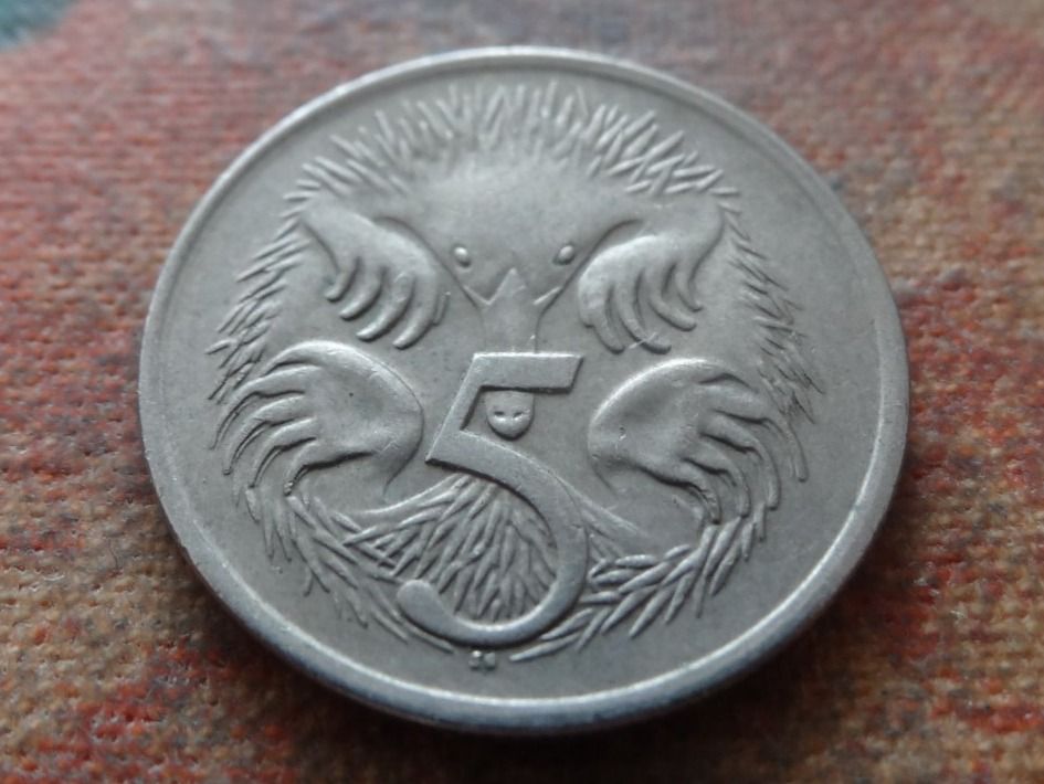 Alle Münzen: AUSTRALIA  5  Cents  1979 – Gebraucht aus Romanel-sur-Lausanne von Swift13