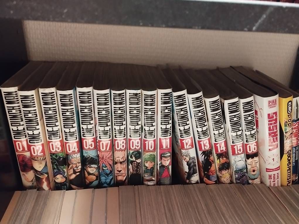Comics: one punch man 1 a 15 – Gebraucht aus Mont-sur-Lausanne von uly_td77