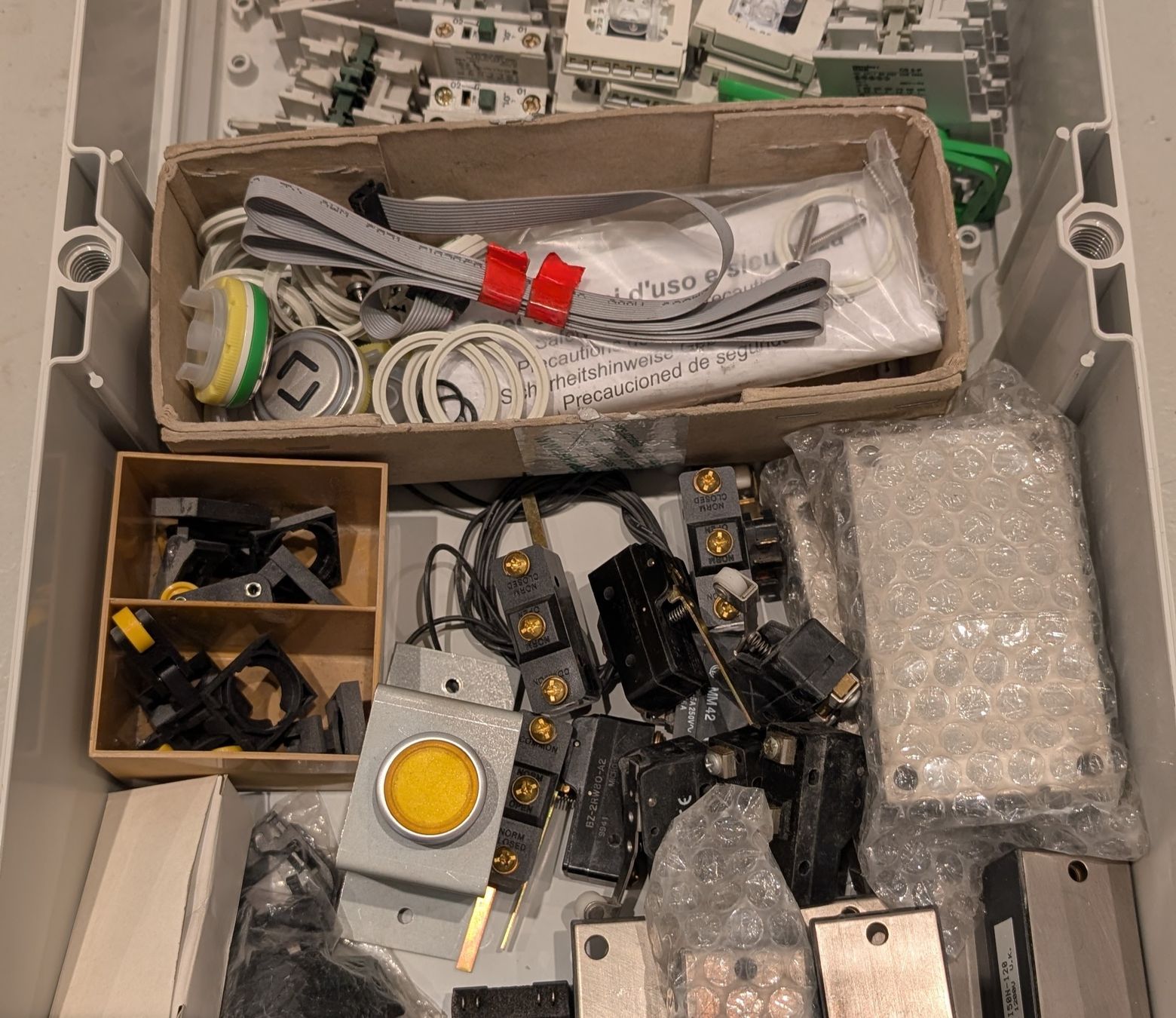 Componenti elettronici: Lift Steuerung Komponenten: Schütze, Schalter, Module – Nuovo (secondo la descrizione) da Volketswil venduto da mar_c5pv 2