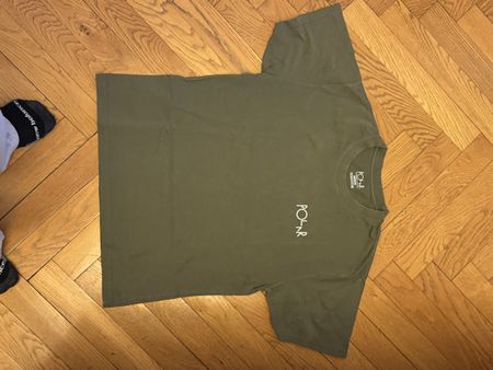 T-shirt Polar Skate Co. vert kaki taille M comme neuf