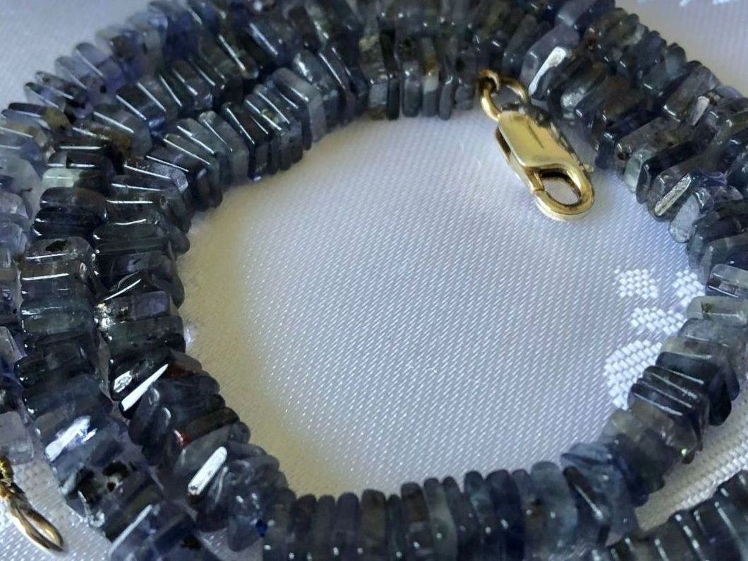Ketten: Iolith Kette, Silber Verschluss 925, 45 cm – Neu (gemäss Beschreibung) aus Brugg AG von lau_9rvy