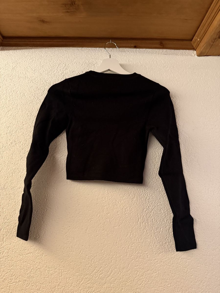 Zara Pulls & Sweat-shirts: Damen Pullover schwarz – D'occasion à Bolligen par lee_orange 1