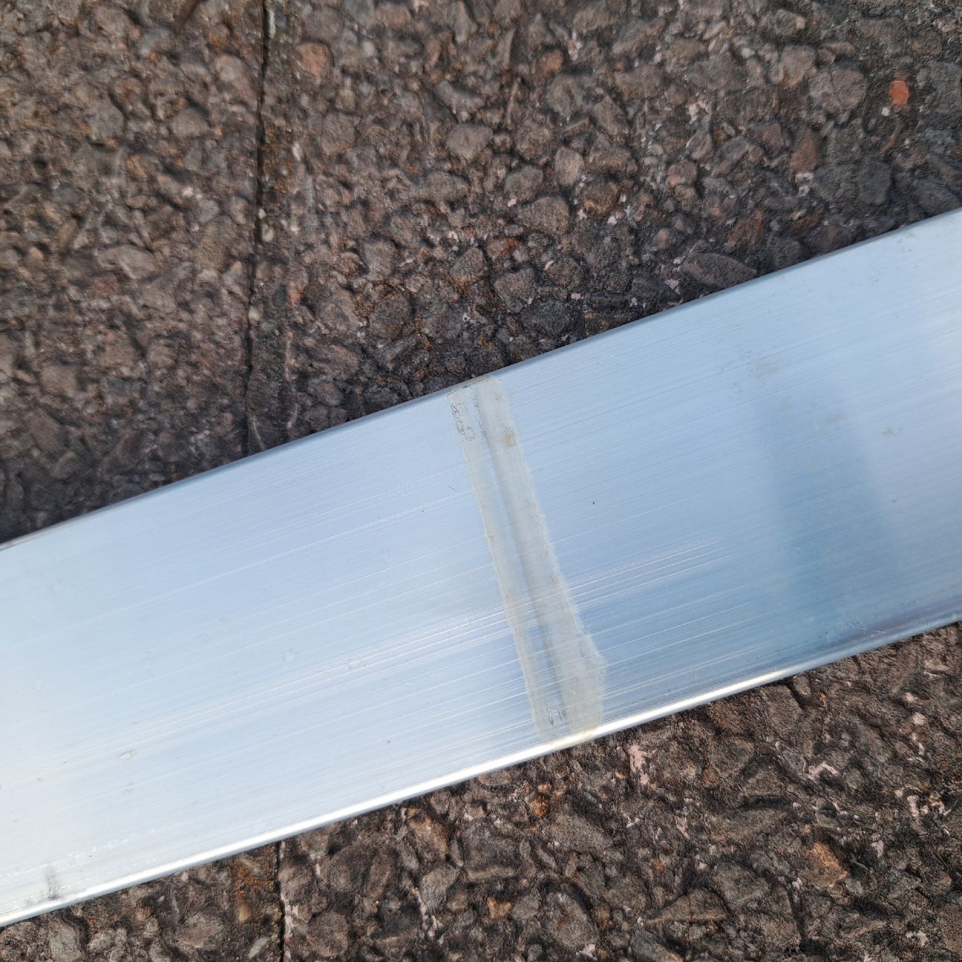 Supporti a parete: BRUNS Geräthalterung 0.5m Schiene mit 4 Haltern neu – Usato da Kriegstetten venduto da Jakasi 2