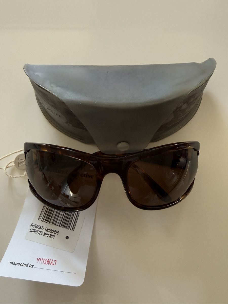 Miu Miu Brillen & Gläser: Miu Miu Sonnenbrille  – Gebraucht aus Lachen SZ von mima41 1