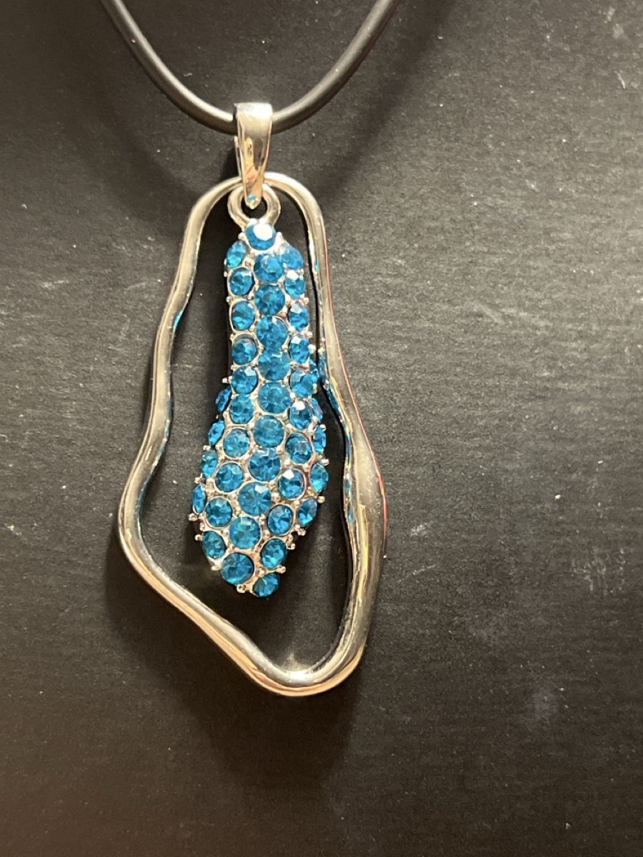 Catenine: Halskette mit blauem Anhänger – Nuovo (secondo la descrizione) da Seon venduto da Sunny-Schmuck78 1