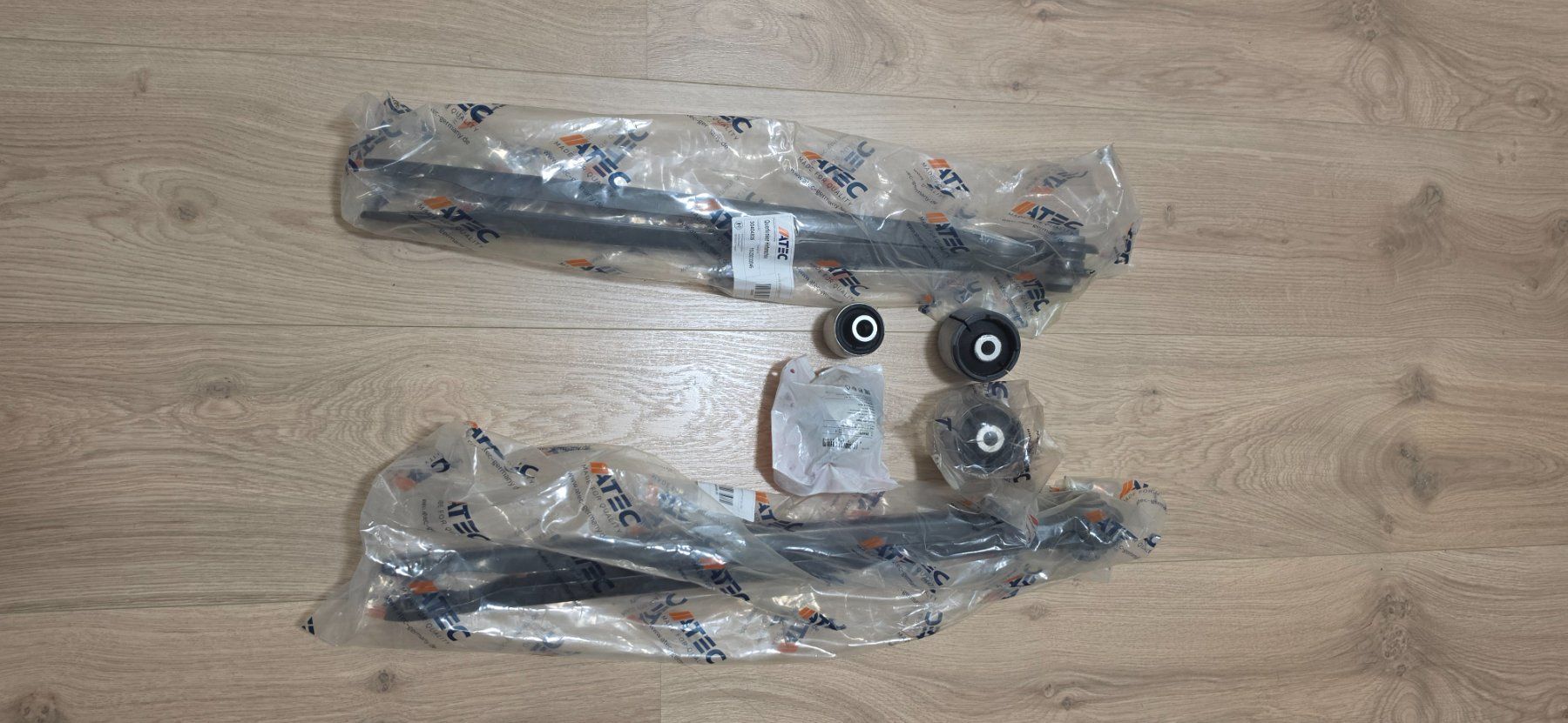 BMW Alle Autoersatzteile: Hintere Längslänker und Buchsen BMW m3 e46 – Gebraucht aus Jonen von Virus-Cumprar 3