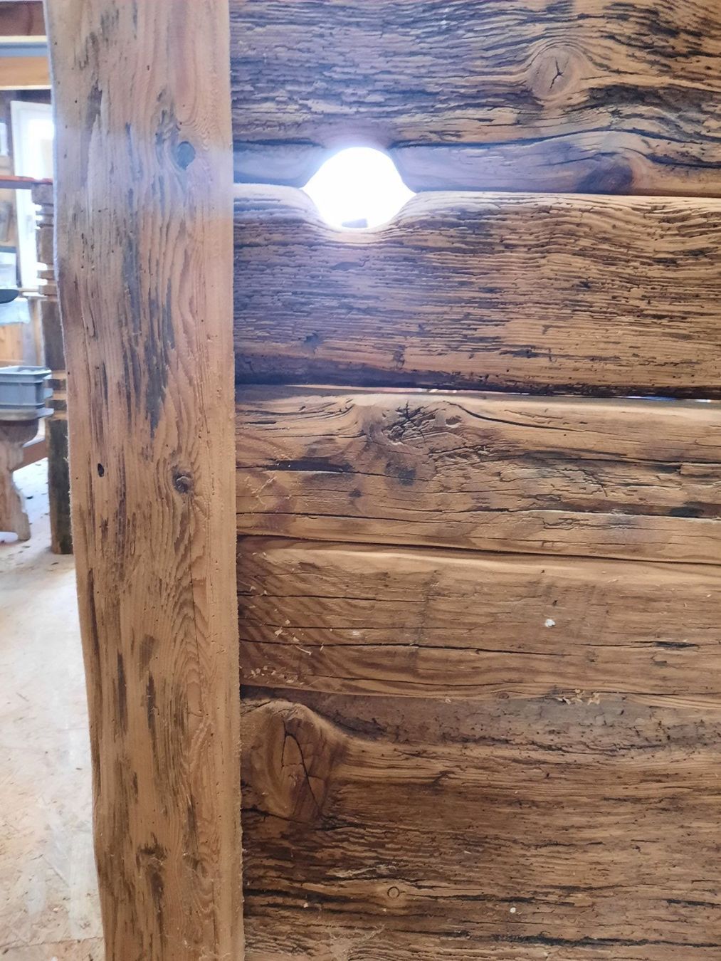 Articoli in legno: Altholz,  Balken und Bohlen,  Pranger – Nuovo (secondo la descrizione) da Sisikon venduto da Creantic-Art 4