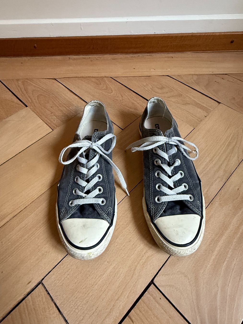 Converse Scarpe da uomo: CONVERSE - Chucks Sneaker dunkelgrau 40 – Usato da Zürich venduto da Diazaio 1