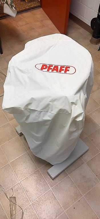 Toutes les machines: Pfaff Bügelsystem, Bügelwalze – D'occasion à Obfelden par Mustang-302 3