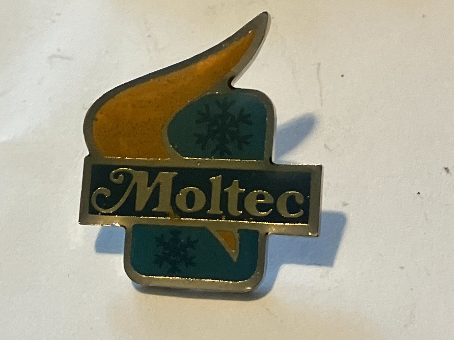 Plaketten & Abzeichen: 1 Pin Moltec – Gebraucht aus Basel von djwwpp