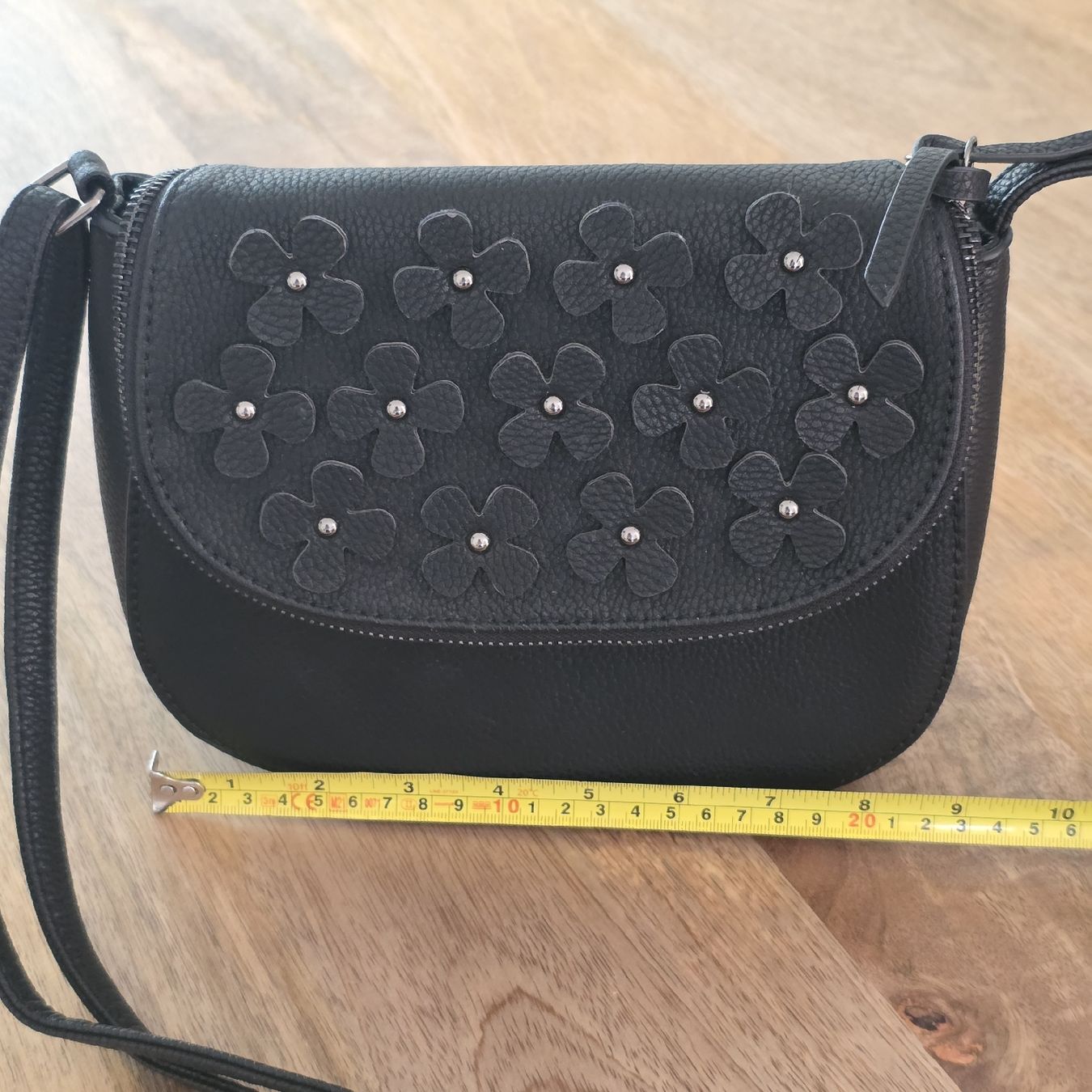 Borse da donna: Wunderschöne  Damen Tasche schwarz Blumenmuster Neu – Nuovo (secondo la descrizione) da Rheinsulz venduto da Gilea 5