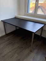 Tisch IKEA und 4 Stühle PFISTER