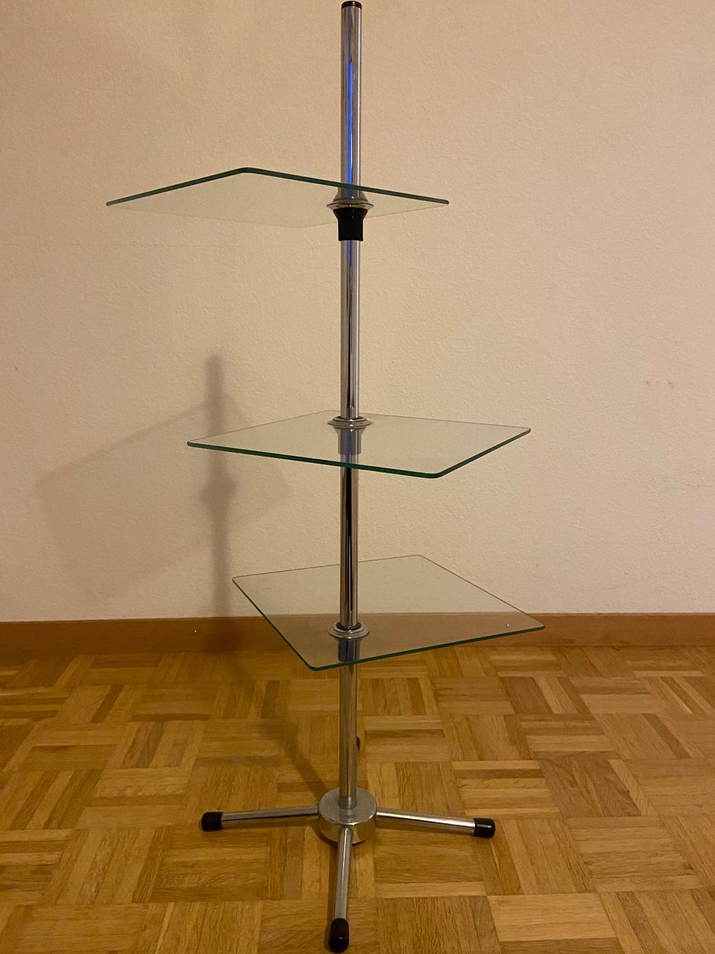 Tavoli: Glas Beistelltisch - verstellbar – Usato da Meilen venduto da rowland534 1