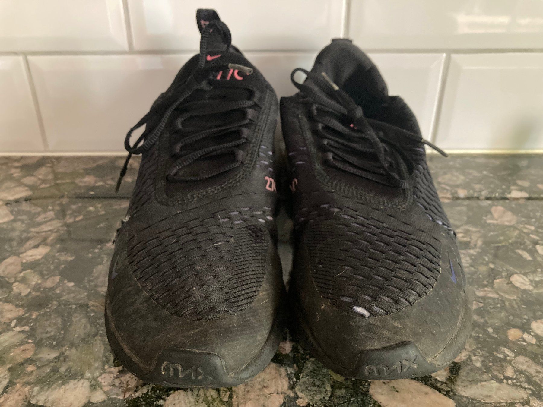 Nike Herrenschuhe: Nike Air Max 270 - Throwback Future - 44 Eur 10Us – Defekt aus St-Ursanne von ApY_74 4