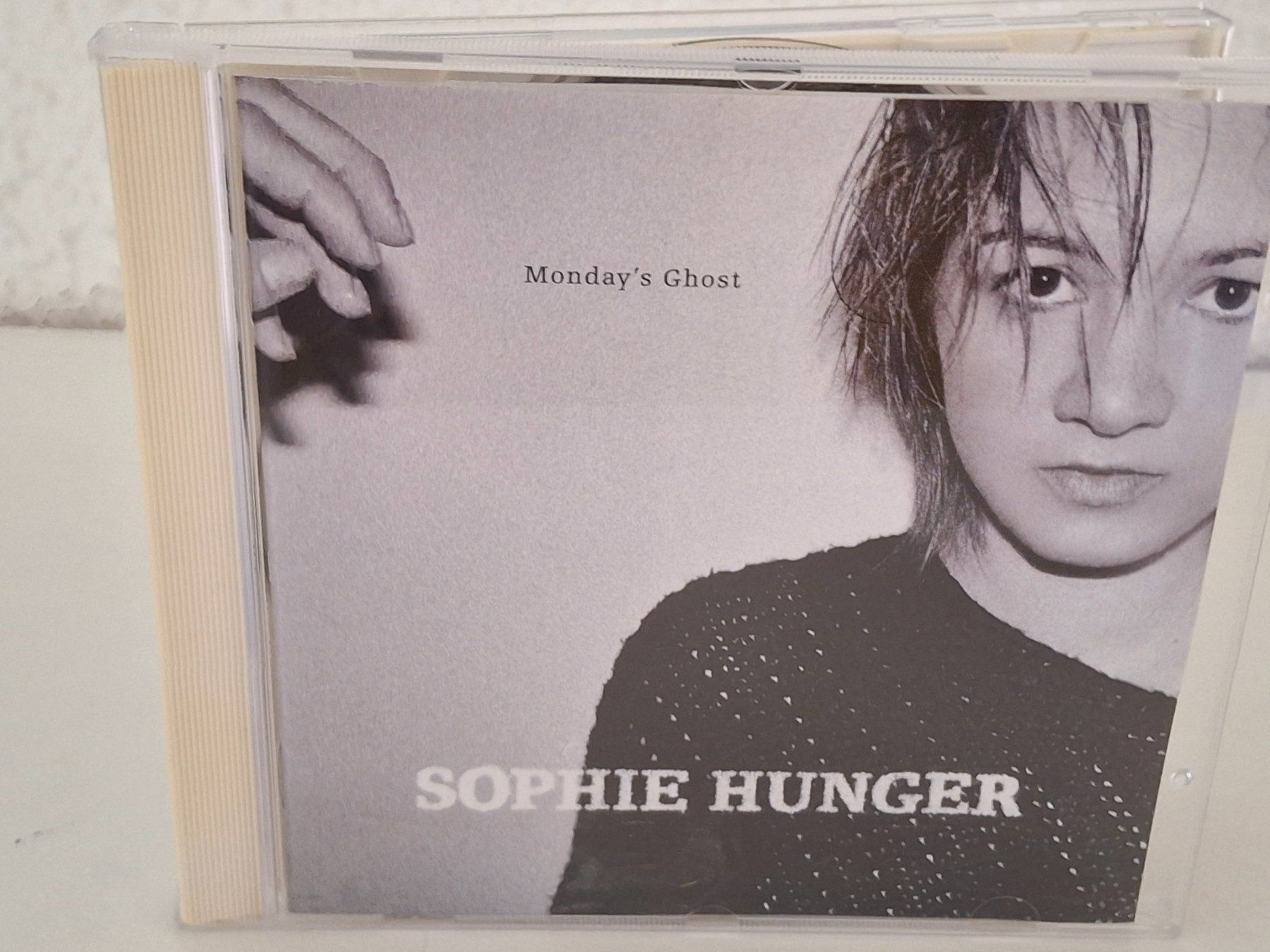 CD: CD Sophie Hunger - Monday's Ghost – Usato da Aarberg venduto da Jackup1