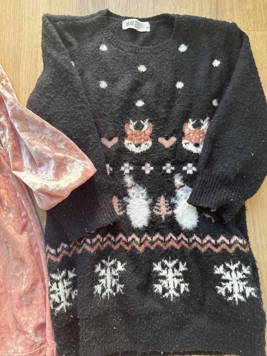 H&M Vestiti & Gonne: 2er Set Mädchen Kleider, Samt Kleid & Pullikleid Gr 98/104 – Usato da Hettlingen venduto da sch_gr5s 2