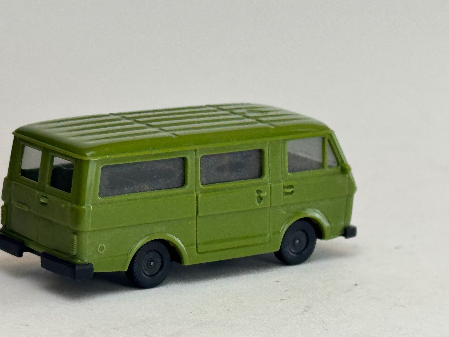 Herpa Modellini d'auto: GB5- VW LT Bus grün – Usato da Elm venduto da Wikmtz 1