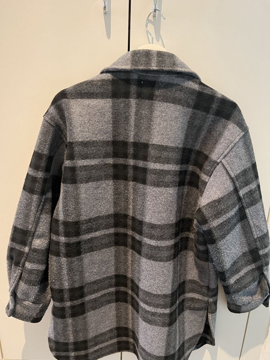 H&M Cappotti: Mantel Grau H&M grösse S/M – Usato da Wettingen venduto da Jaaani 3