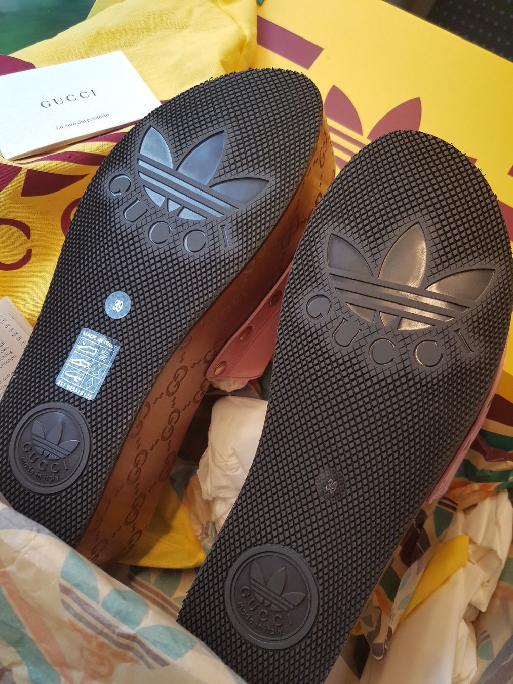 Gucci Scarpe da donna: Mules Gucci – Nuovo e nell'imballaggio originale da Genève venduto da Cinely 2