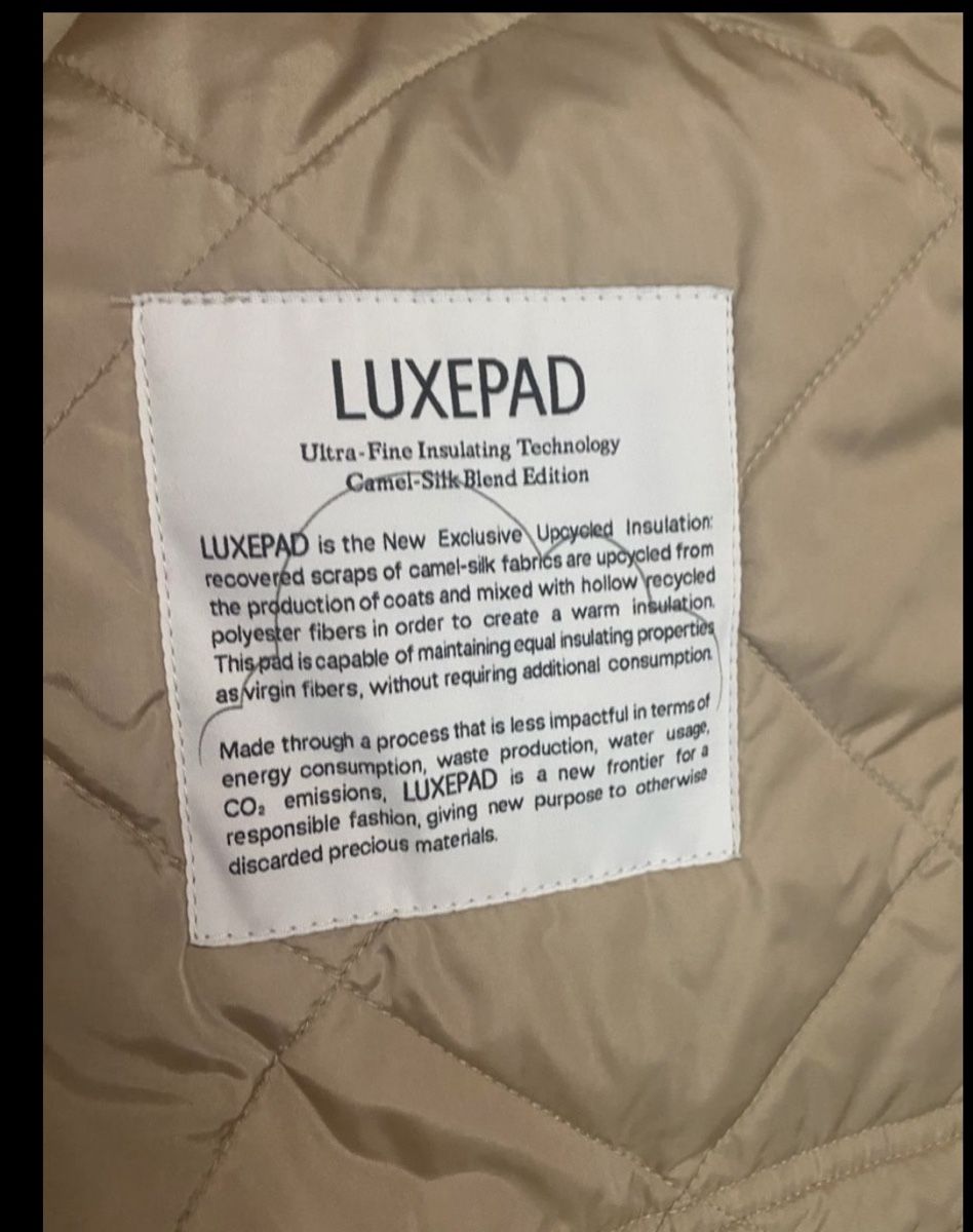 Max Mara Jacken: Max Mara Weekend Steppjacke beige mit Kapuze  – Gebraucht aus Weisslingen von Spiegelbild0 6
