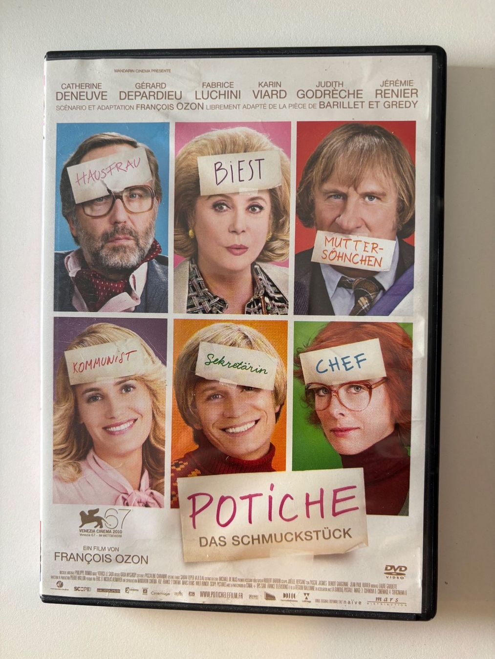 Tous les DVDs: Potiche – Das Schmuckstück – D'occasion à Zürich par SwissMarket24