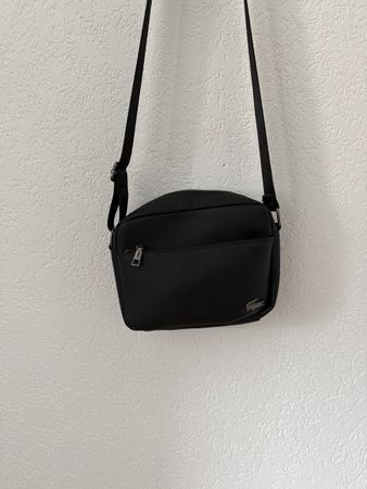 Sacoche pour homme noir 