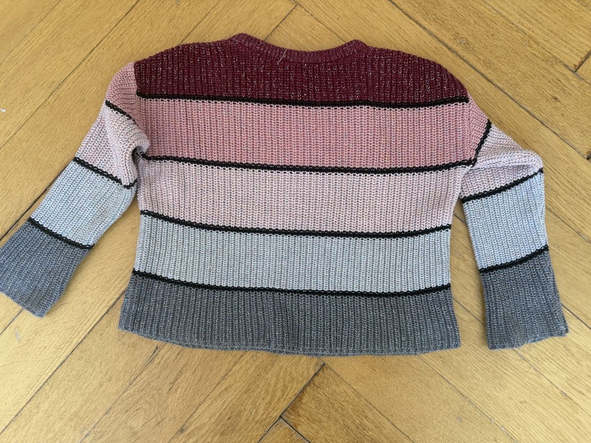Maglioni & Felpe: Kinder Pullover gestreift mit Glitzer Grösse 110 bunt – Usato da Bern venduto da Elisa64 3