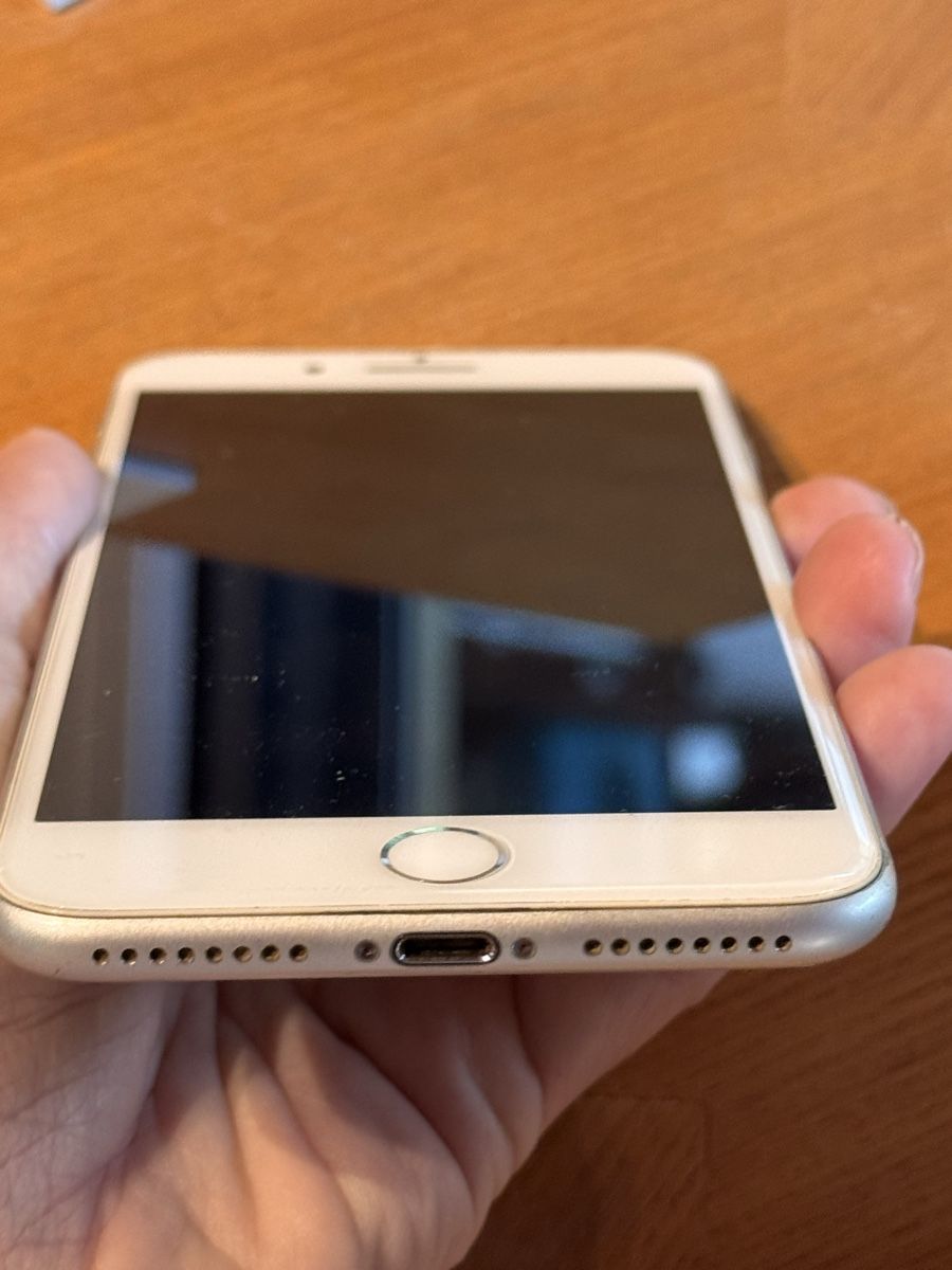 Apple Handys / Smartphones: Apple iPhone 8 Plus, White, 256 GB – Gebraucht aus Ponte Capriasca von lev002s 4