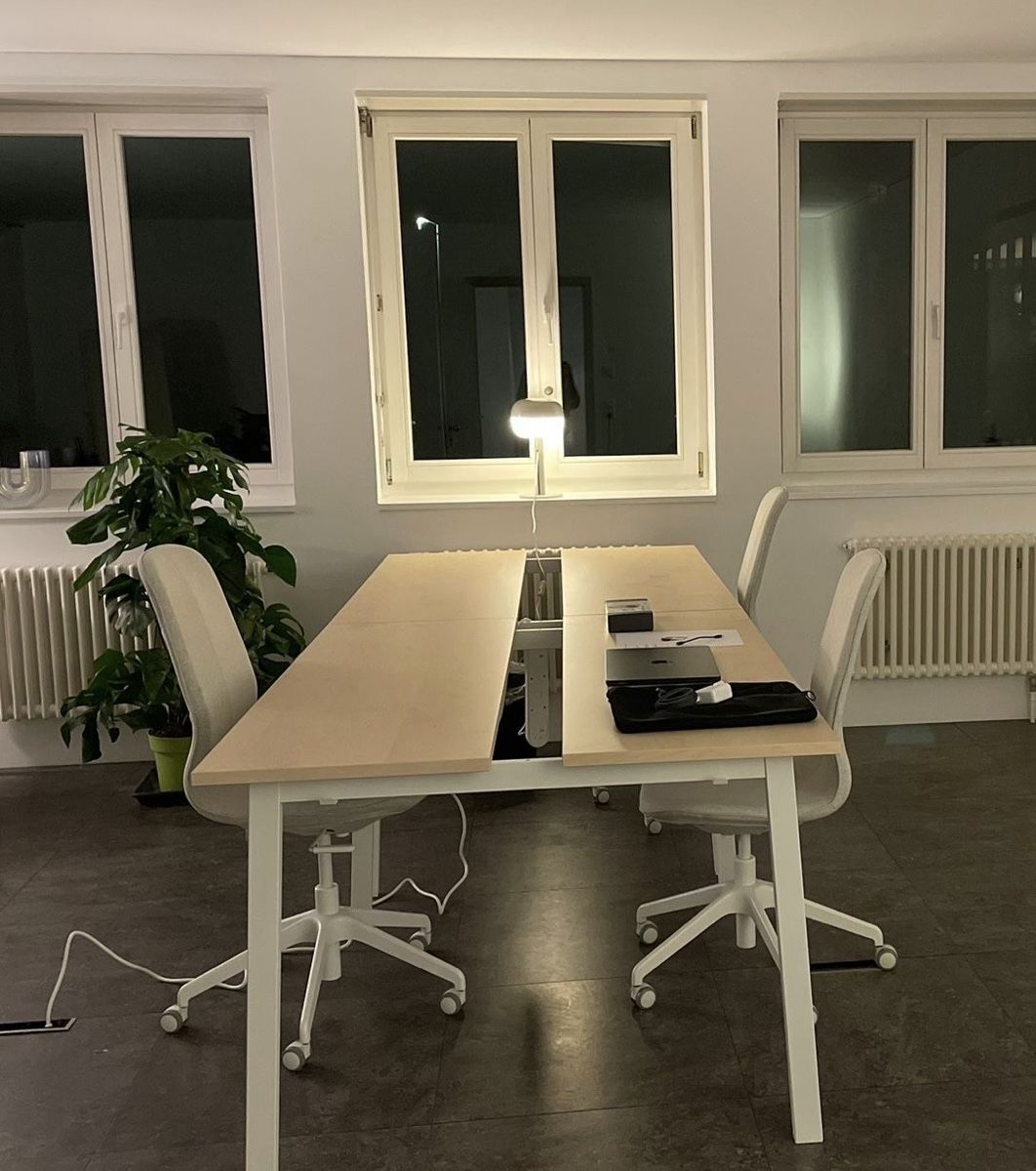 Ikea Tavoli: IKEA Mittzon Konferenztisch – Nuovo (secondo la descrizione) da Domat/Ems venduto da Ker_9dnd 1