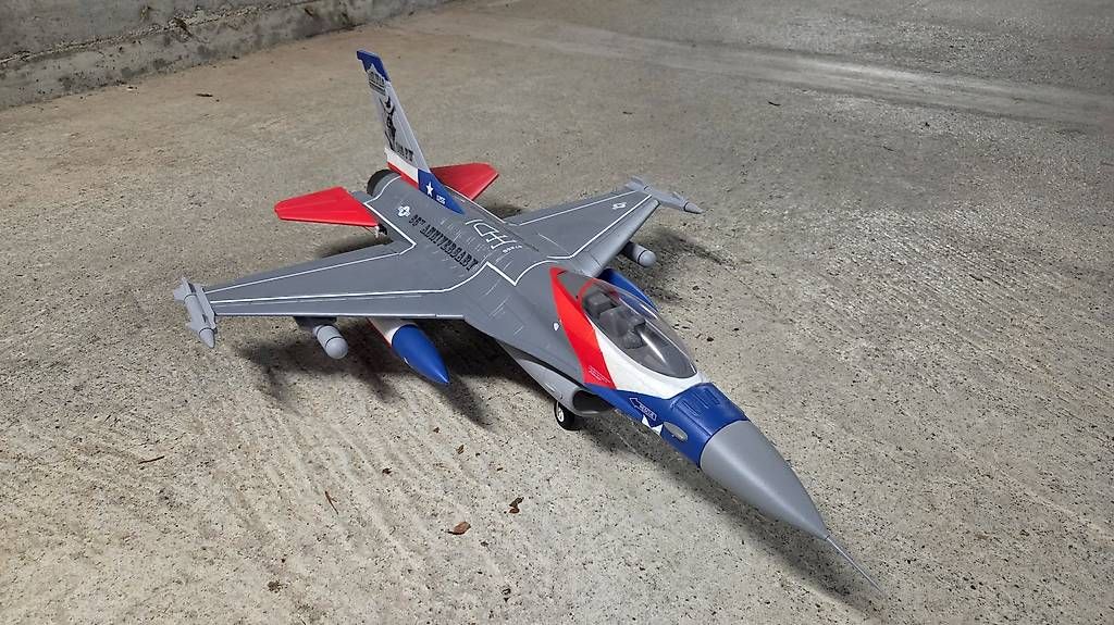 E-Flite Modellismo RC: E-flite F16 Falcon EDF 64mm – Usato da Sarnen venduto da Extrahype