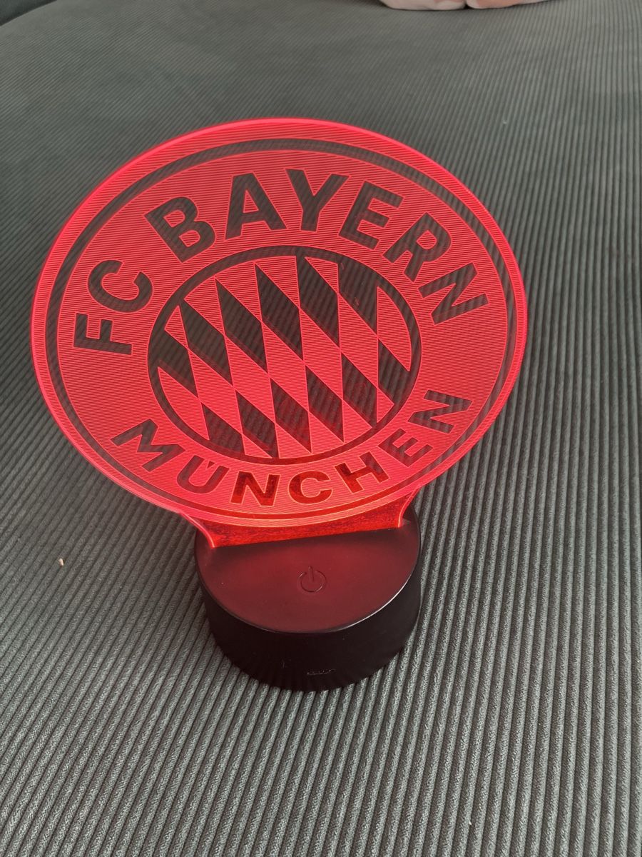 Lampade: Bayern München Nachttischlampe – Usato da Zürich venduto da lucaffe