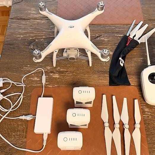 DJI Modellismo RC: Drohne DJI Phantom 4 Full Set – Usato da Baar venduto da Ensar_Kalender