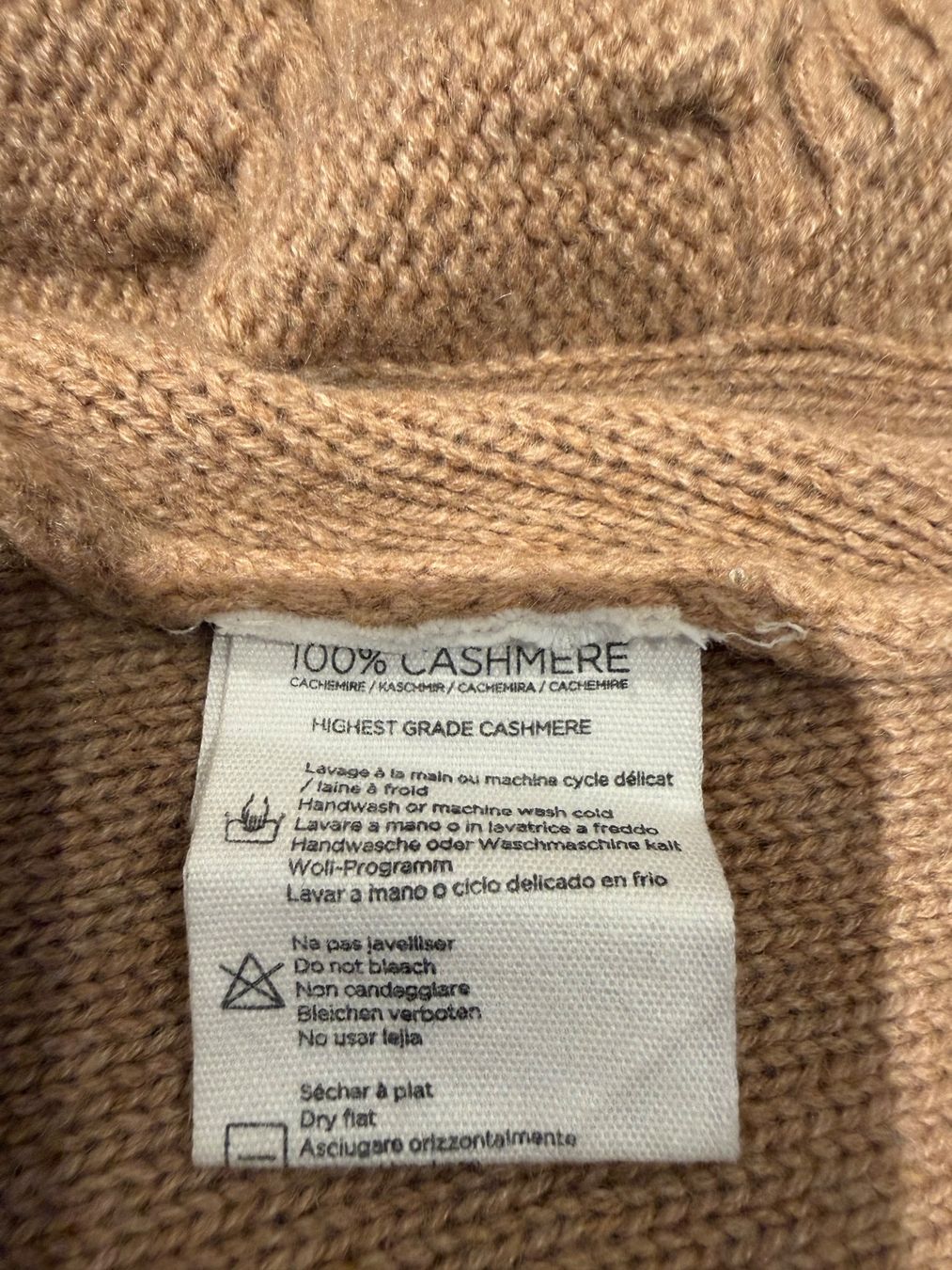 Pulls & Sweat-shirts: Cashmere-Pullover,  Grösse S/M – D'occasion à Uitikon Waldegg par SanjaR 3