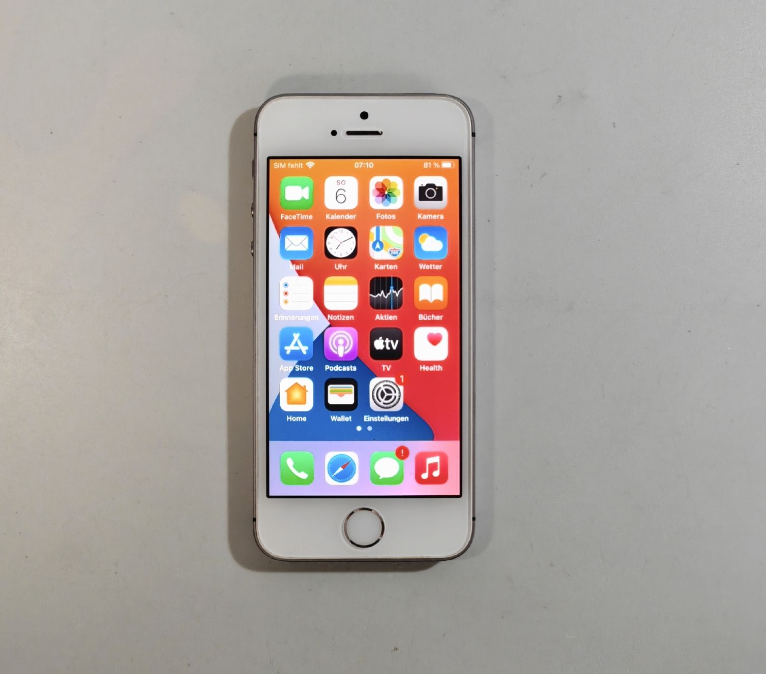 Apple Telefoni cellulari / Smartphones: iPhone SE 64GB – Usato da Ehrendingen venduto da Rocky985