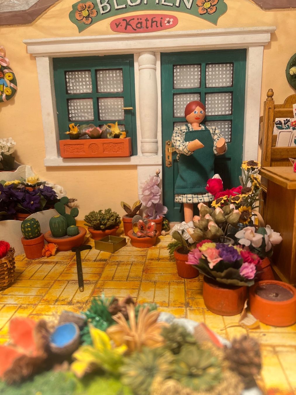 Case e mobili per bambole: Puppenstube Blumenladen Käthi – Usato da Melide venduto da fashiono5 1