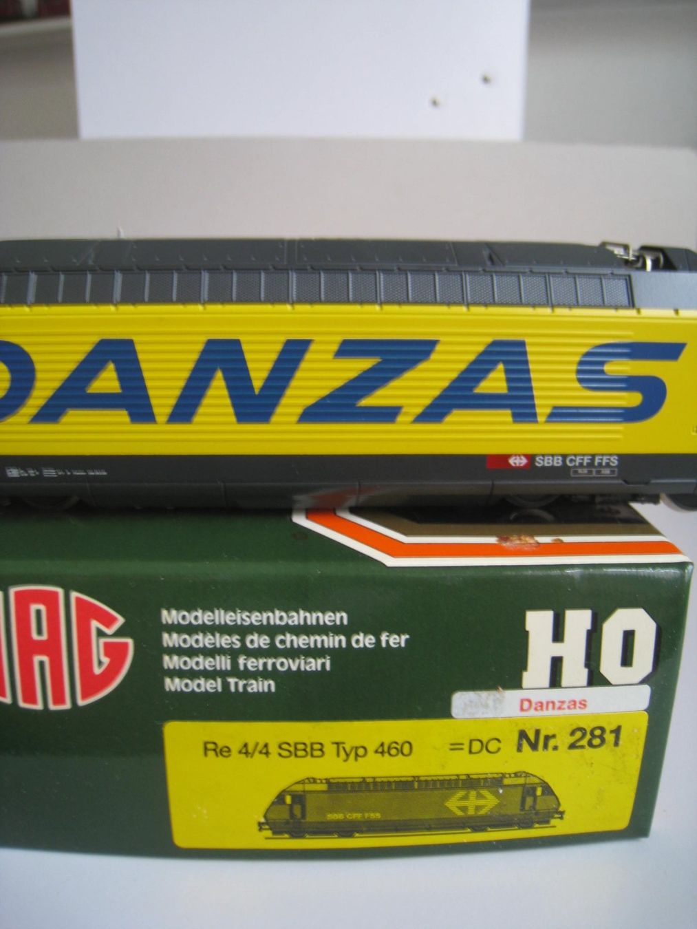 Hag Modellini di ferrovie: Hag SBB Re 460 Danzas, Analog,  281 – Usato da Buchs ZH venduto da swiss-train