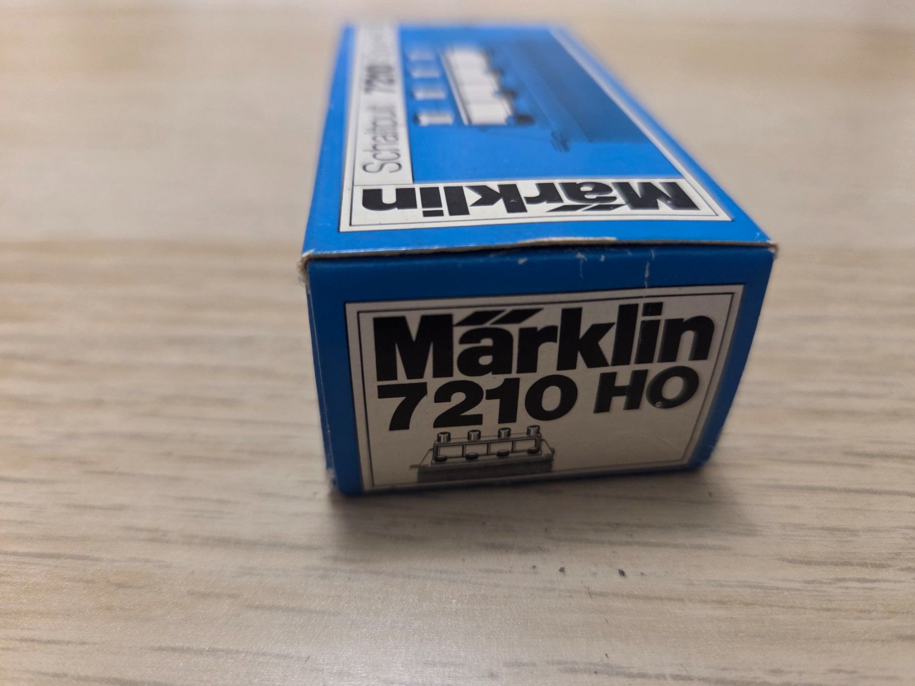 Märklin Modellini di ferrovie: Märklin 7210 Schaltpult – Usato da St-Aubin-Sauges venduto da Lo_Go 1