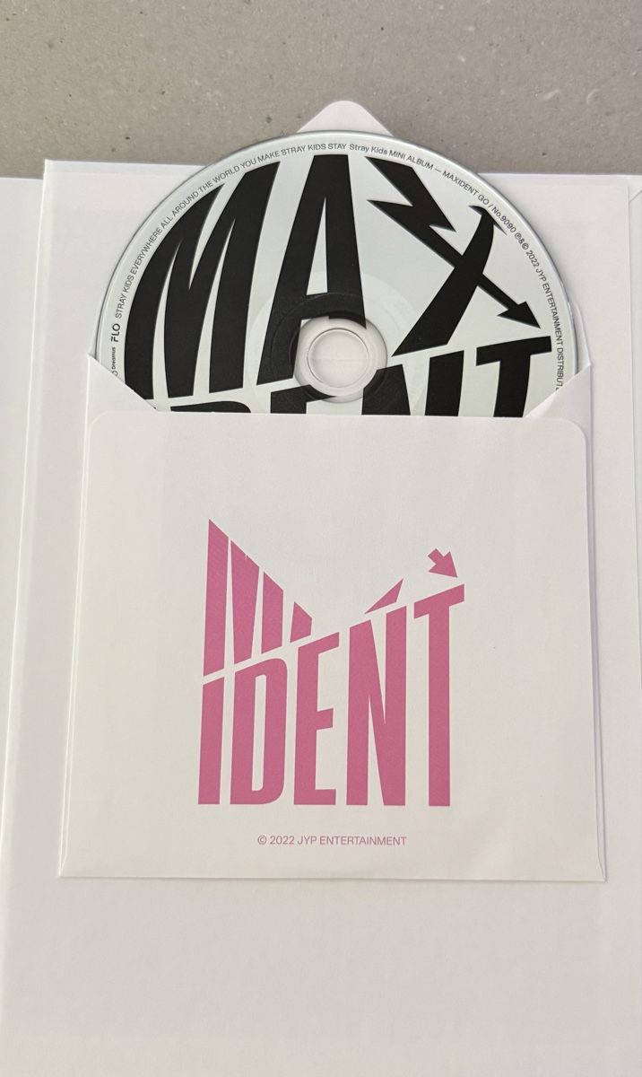 Album: Stray Kids MAXIDENT Go Version ohne Photocards – Nuovo (secondo la descrizione) da Meggen venduto da awk_nkn7 1