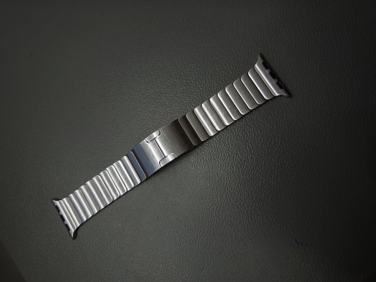 Apple Bracelets: Original Apple Watch Gliederarmband 38mm – D'occasion à Emmenbrücke par raphaeljobins 3