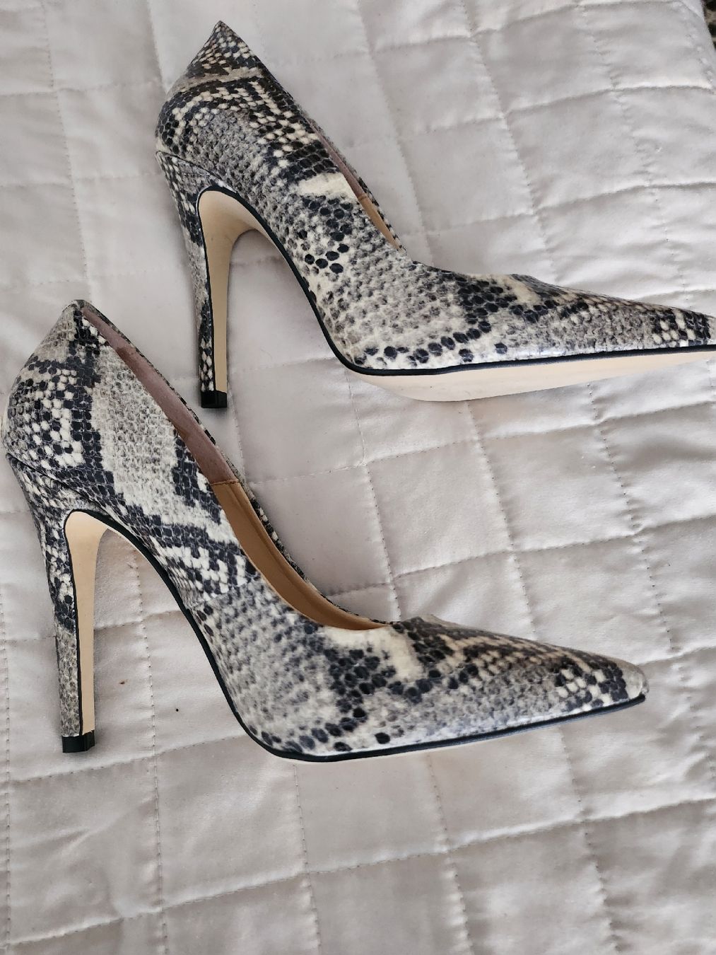 Scarpe da donna: Scarpa chiusa décolleté MAI PIÙ SENZA  – Nuovo (secondo la descrizione) da Morbio Inferiore venduto da vin_fdj2 2
