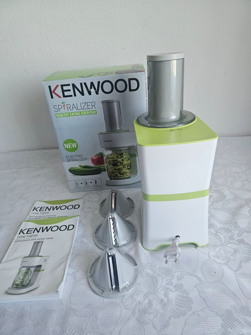 Kenwood Elettrodomestici da cucina: Kenwood FGP200WG Spiralschneider – Usato da Bronschhofen venduto da Xena37 4