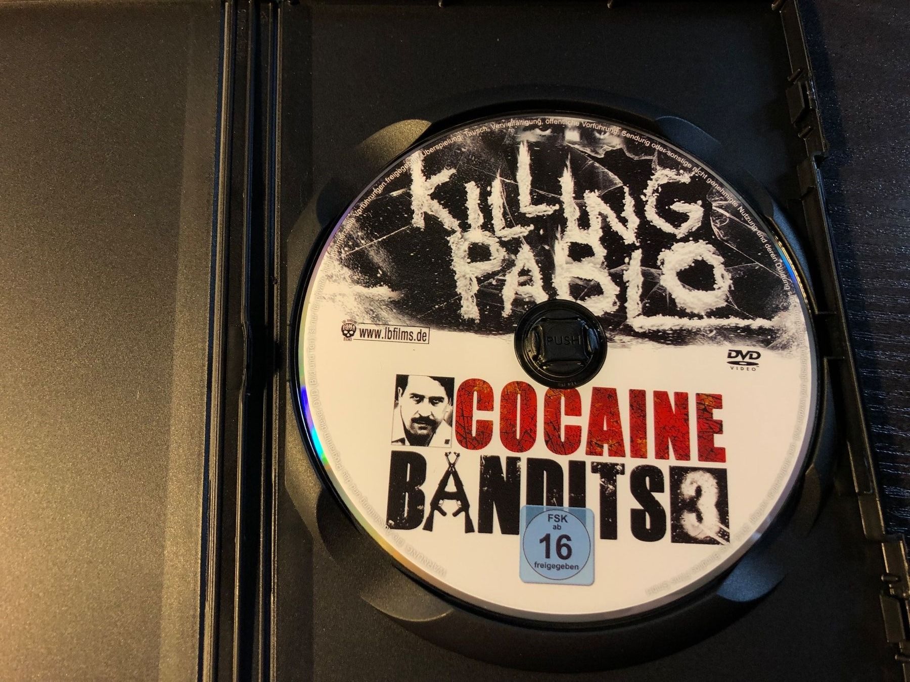 Tutti i DVDs: DVD Killing Pablo Cocaine Bandits – Usato da Schübelbach venduto da Dolly990_2 2