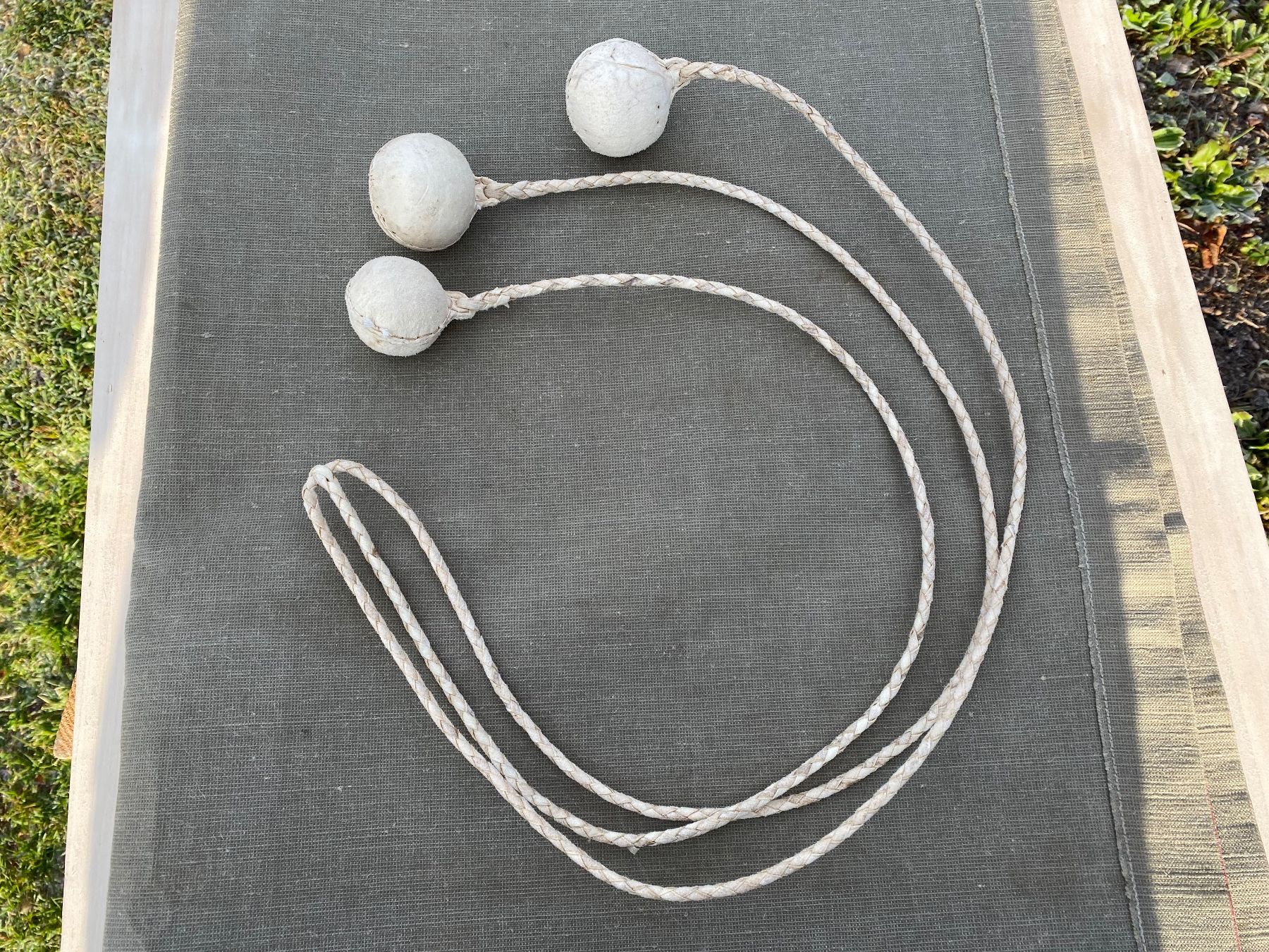 Glocken & Treicheln: schöne alte Gaucho Bola aus Argentinien – Gebraucht aus Feldbach von Fea1 7