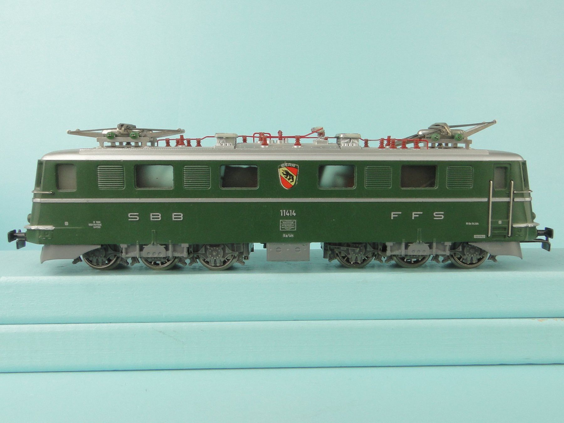 Märklin Modellini di ferrovie: Märklin 3050  SBB Ae 6/6, Gleichstrom – Usato da Bülach venduto da cann11 7