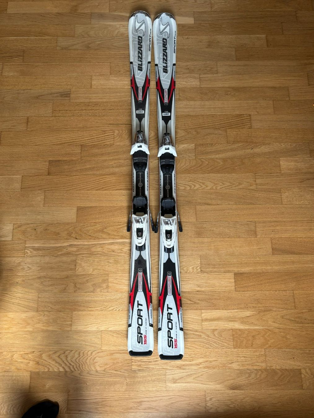 Sci: Ski 155 cm inkl. Stöcke – Usato da Bern venduto da kim_q8sq