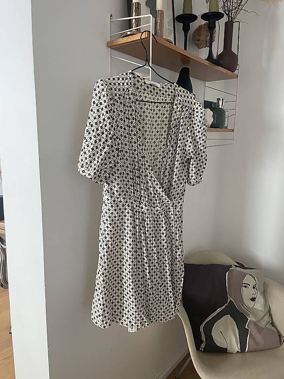 Ba&Sh Robes: Ba&sh taille 3 – D'occasion à Renens VD par siric1996 3